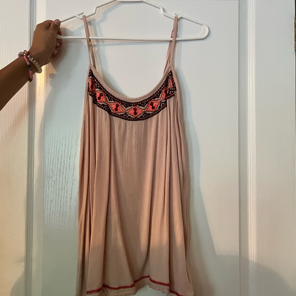 Pink tank